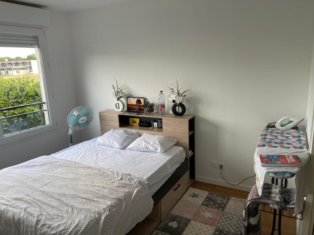 Lovely Bedroom Loft With Free Parking On Premise Boissy-Saint-Léger Dış mekan fotoğraf
